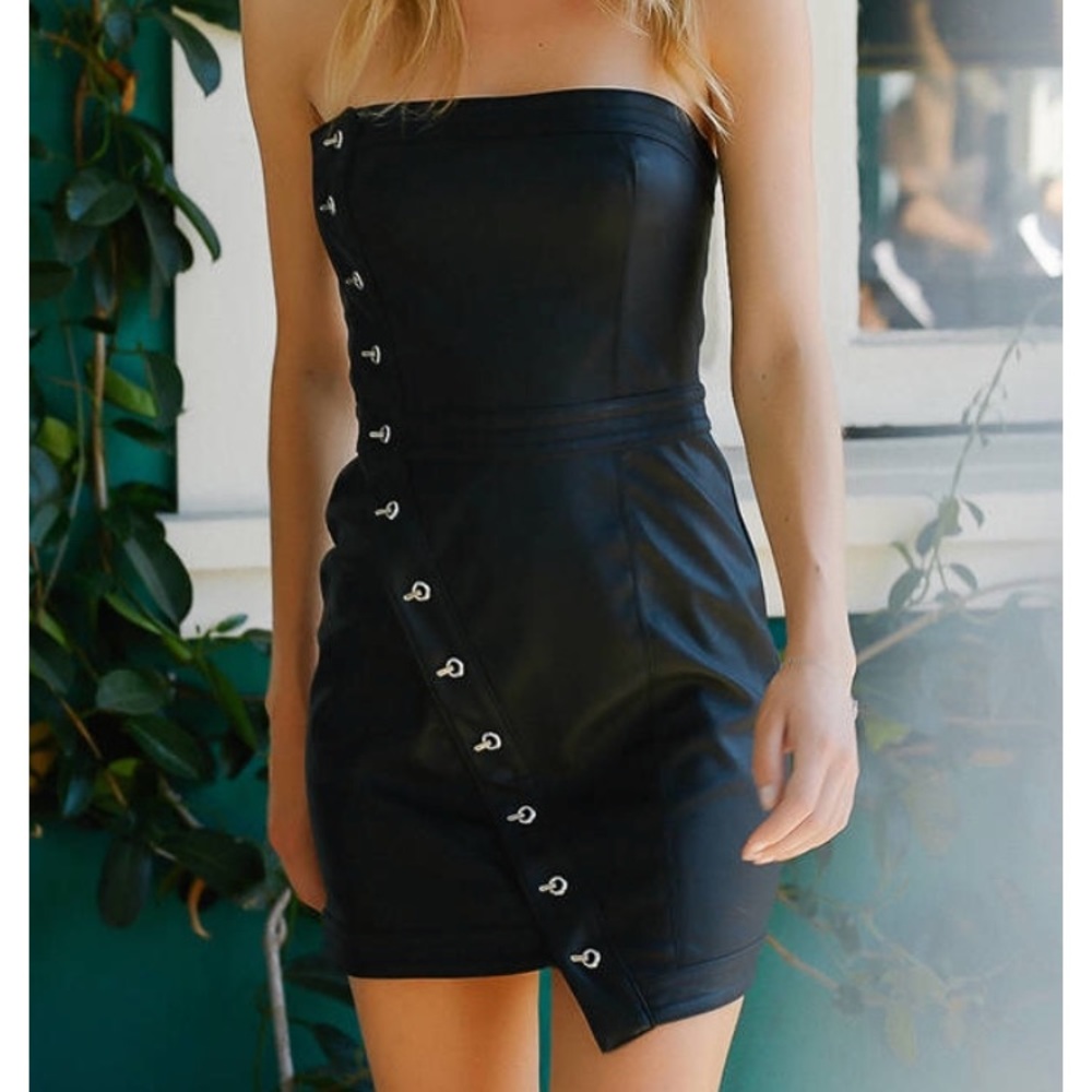TOBI ELLE BLACK FAUX LEATHER BODYCON DRESS